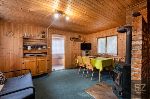 Prodej chaty 44 m², pozemek 21 m²