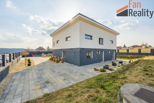 Prodej domu 210 m²