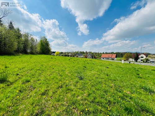 Prodej stavebního pozemku 915 m²