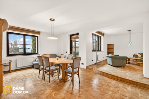 Prodej domu 250 m², pozemek 560 m²