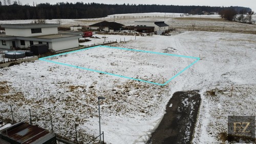 Prodej stavebního pozemku 664 m²