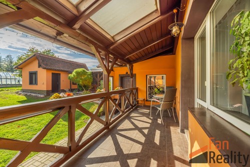 Prodej domu 235 m², pozemek 671 m²