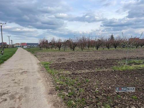 Prodej stavebního pozemku 1491 m²