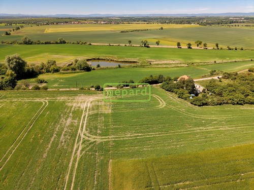 Prodej stavebního pozemku 1796 m²