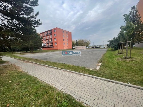 Prodej stavebního pozemku 1498 m²