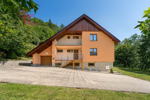 Prodaný  dům 154 m², pozemek 2358 m²