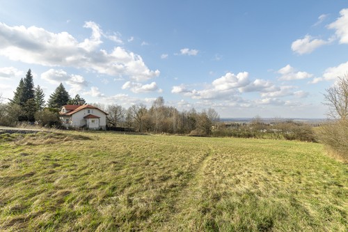 Prodej stavebního pozemku 3033 m²