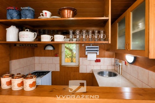Prodej chaty 244 m², pozemek 350 m²