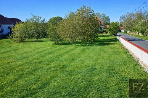 Prodej stavebního pozemku 1533 m²