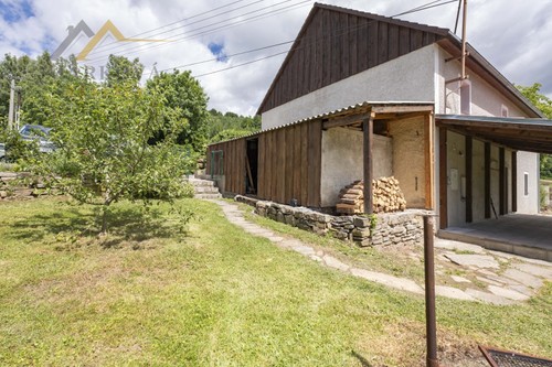 Prodej domu 194 m², pozemek 1228 m²