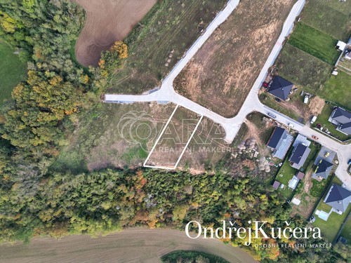 Prodej stavebního pozemku 984 m²