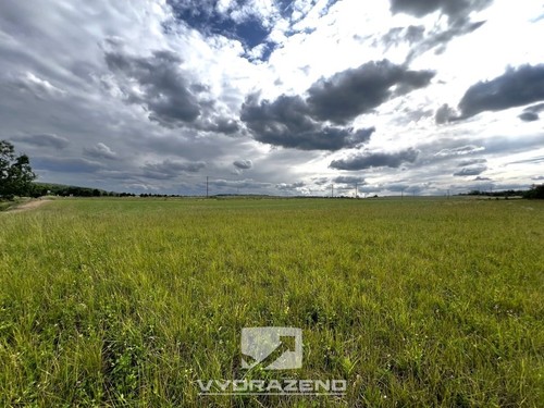 Prodej stavebního pozemku 957 m²