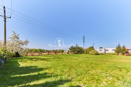 Prodej stavebního pozemku 1039 m²