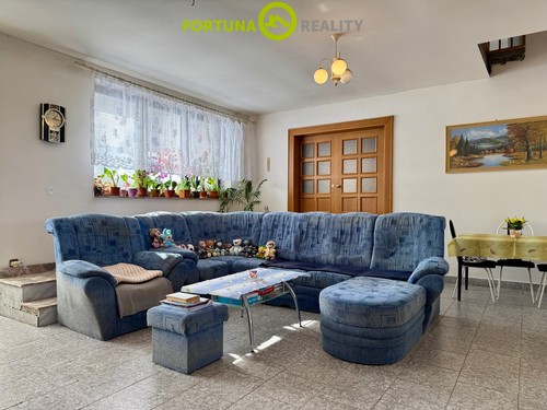 Prodej domu 339 m², pozemek 1301 m²