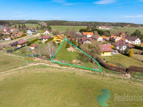 Prodej stavebního pozemku 1426 m²