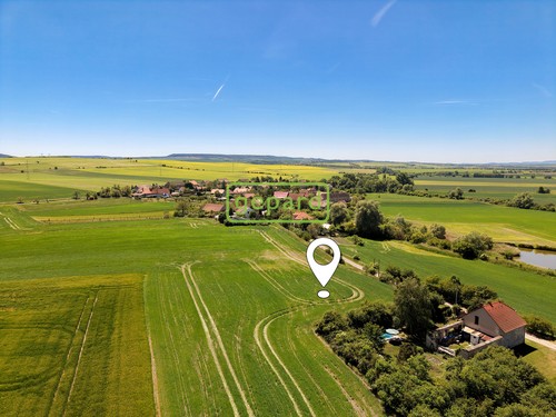 Prodej stavebního pozemku 1796 m²