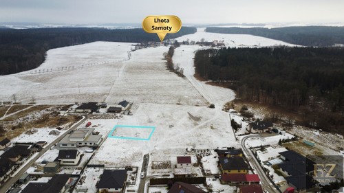 Prodej stavebního pozemku 687.2 m²