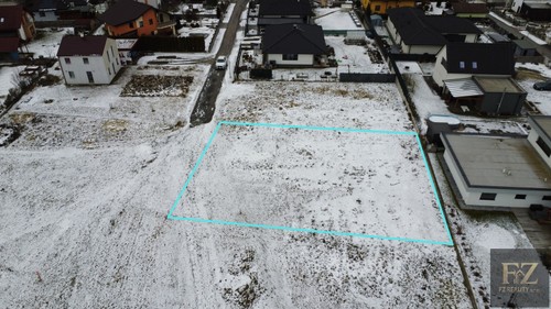 Prodej stavebního pozemku 664 m²