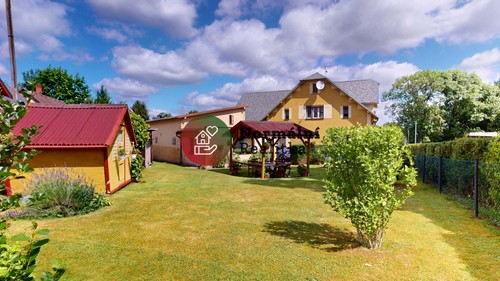 Prodej domu 350 m², pozemek 2393 m²