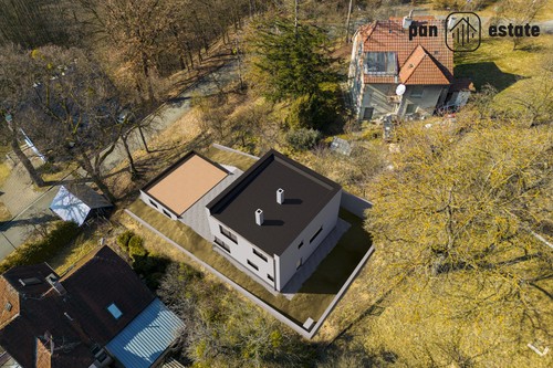 Prodej stavebního pozemku 585 m²