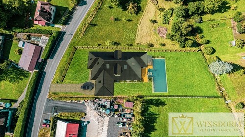 Prodej stavebního pozemku 3321 m²