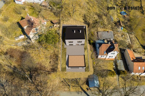 Prodej stavebního pozemku 585 m²