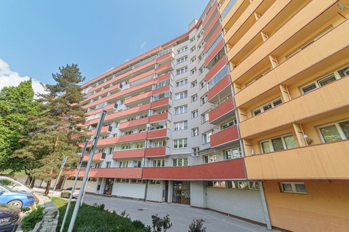 Prodej bytu 4+kk 75 m²