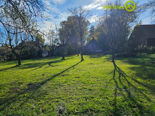 Prodej stavebního pozemku 3068 m²