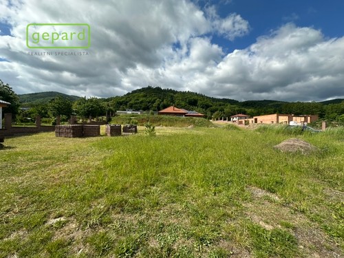 Prodej stavebního pozemku 915 m²