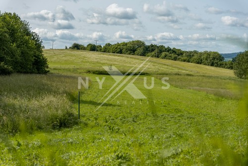 Prodej stavebního pozemku 3701 m²