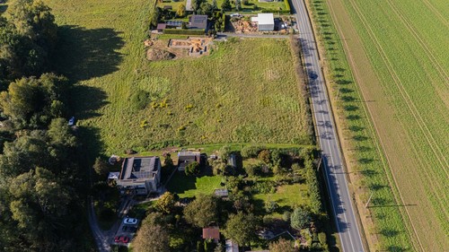 Prodej stavebního pozemku 1200 m²