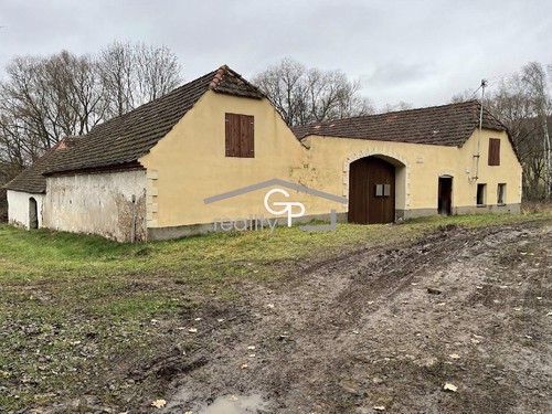 Prodej domu, pozemek 8582 m²