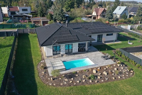 Prodej domu 221 m², pozemek 1950 m²