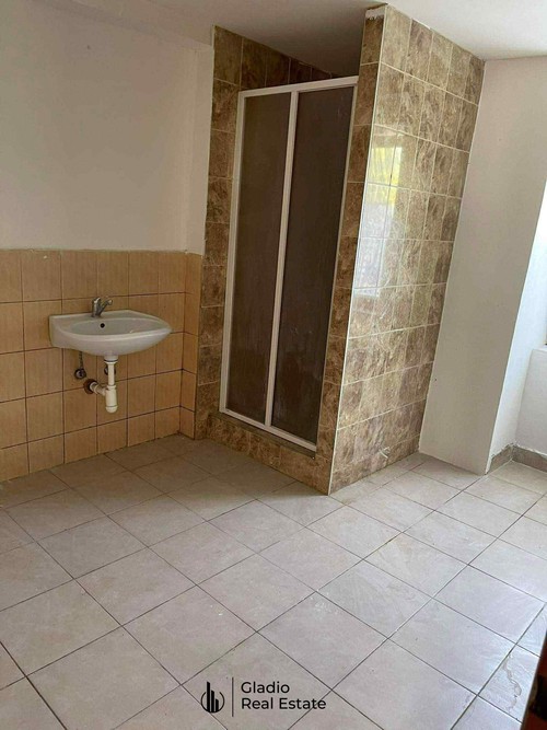Prodej domu 344 m², pozemek 600 m²