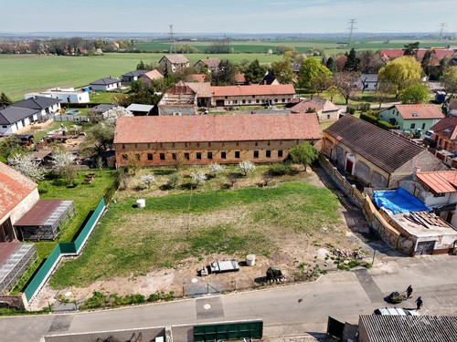 Prodej stavebního pozemku 1564 m²