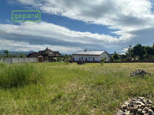 Prodej stavebního pozemku 915 m²