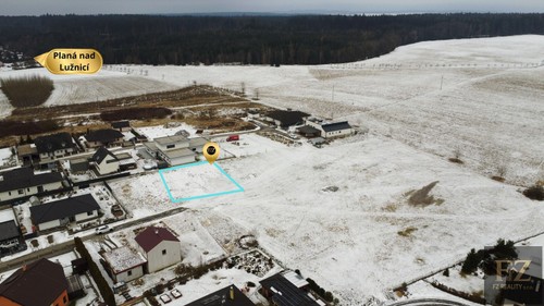 Prodej stavebního pozemku 664 m²