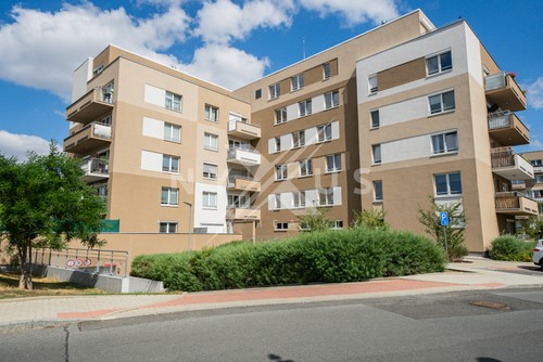 Prodej bytu 4+kk 102 m²