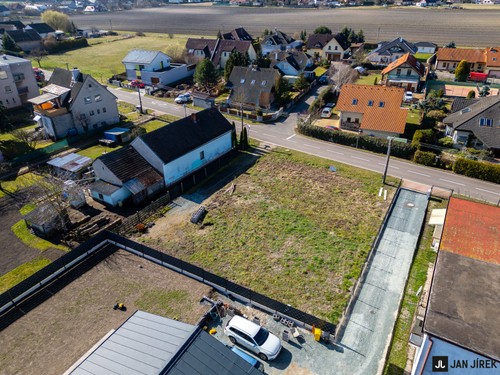 Prodej stavebního pozemku 800 m²