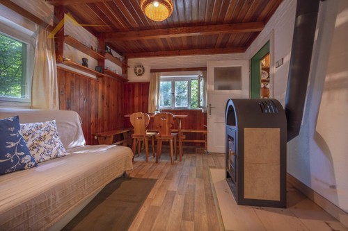 Prodej chaty 36 m², pozemek 1 m²