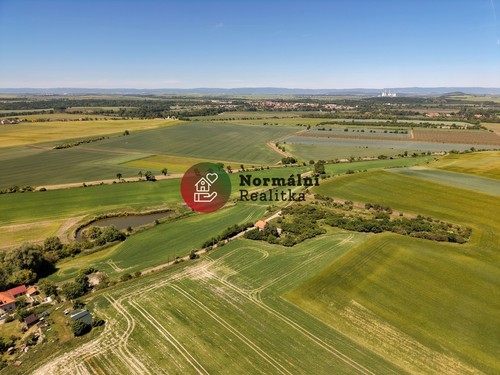 Prodej stavebního pozemku 1796 m²
