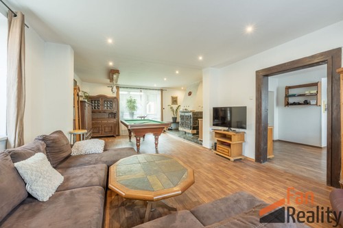 Prodej domu 235 m², pozemek 671 m²