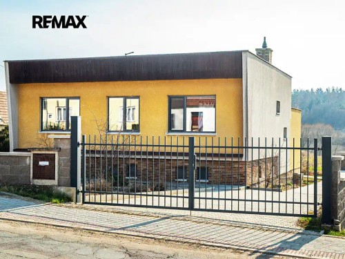 Prodej domu 200 m², pozemek 802 m²