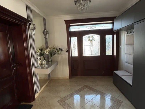 Prodej domu 320 m², pozemek 832 m²