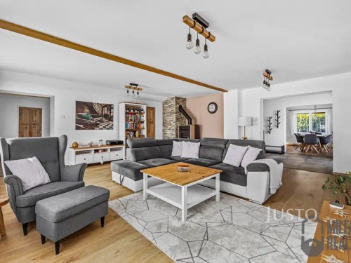 Prodej domu 205 m², pozemek 1469 m²