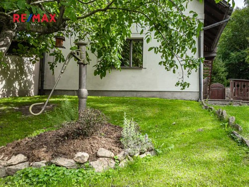 Prodej domu 100 m², pozemek 353 m²