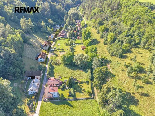 Prodej stavebního pozemku 735 m²