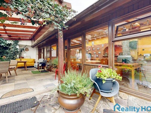 Prodej domu 364 m², pozemek 1261 m²