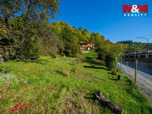 Prodej stavebního pozemku 890 m²