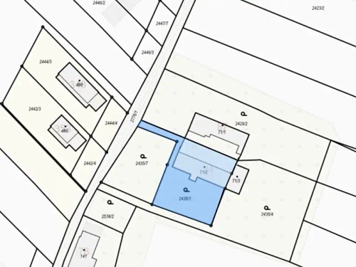 Prodej stavebního pozemku 1058 m²